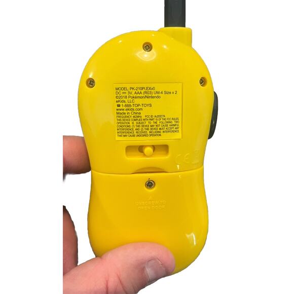 Pokemon Pikachu Walkie Talkie Radio Communicator Short Wave Hand Held - Picture 3 of 3